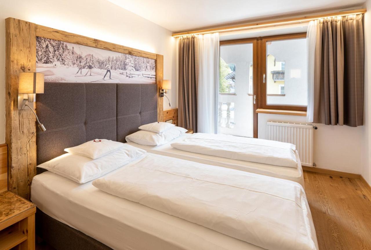 Hotel Seefelderhof ゼーフェルト・イン・チロル エクステリア 写真
