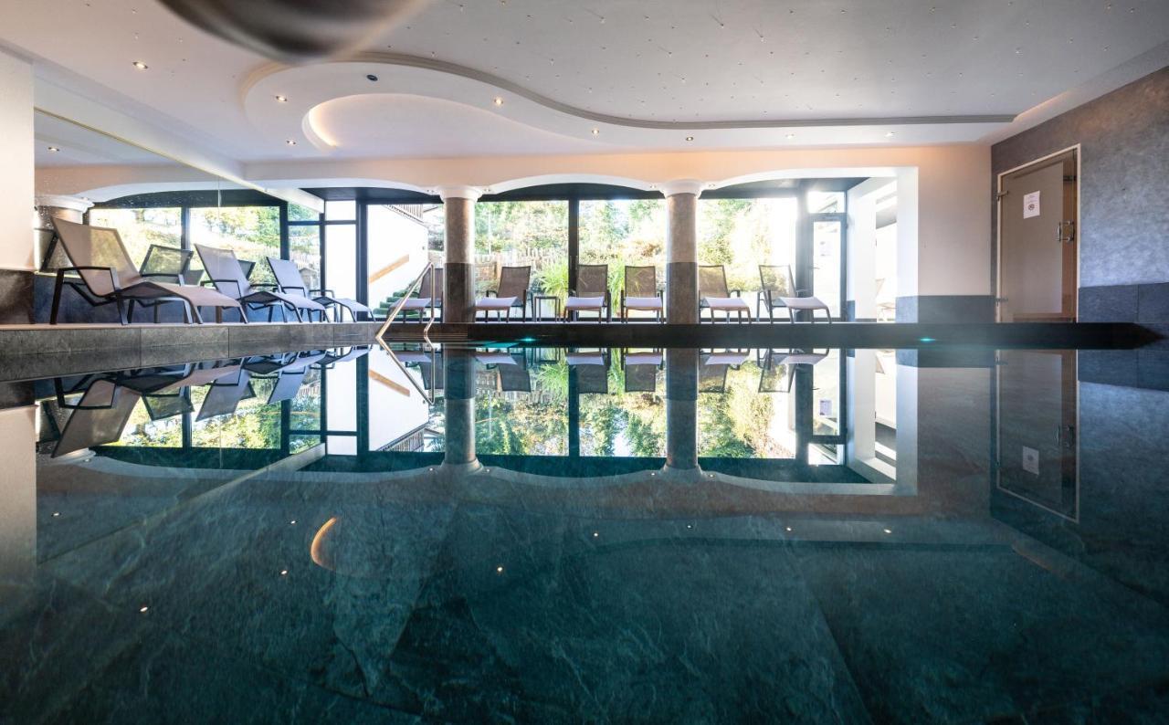 Hotel Seefelderhof ゼーフェルト・イン・チロル エクステリア 写真