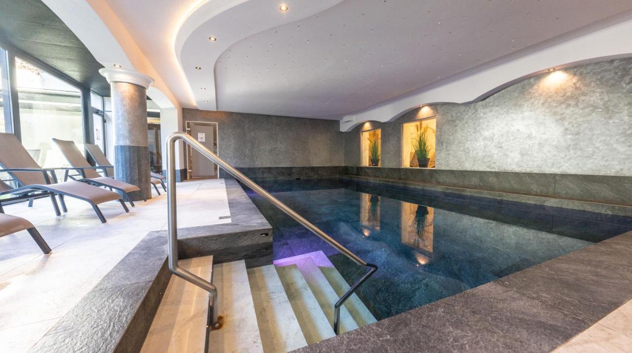 Hotel Seefelderhof ゼーフェルト・イン・チロル エクステリア 写真