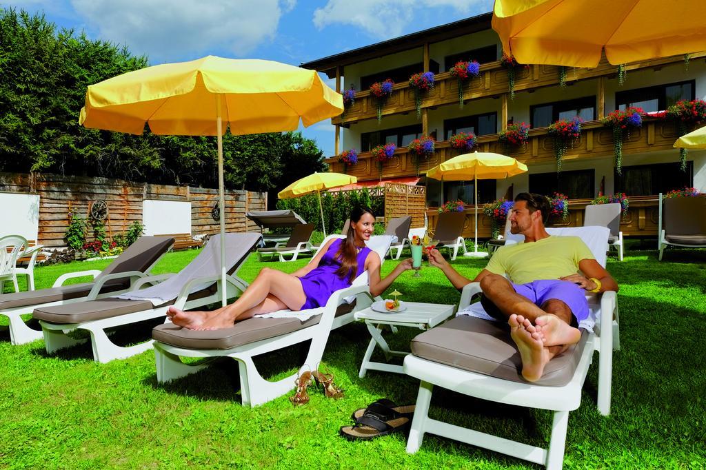 Hotel Seefelderhof ゼーフェルト・イン・チロル エクステリア 写真