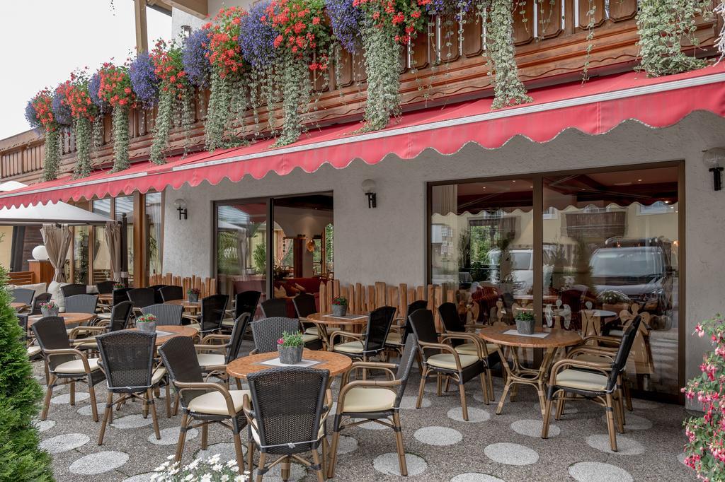 Hotel Seefelderhof ゼーフェルト・イン・チロル エクステリア 写真